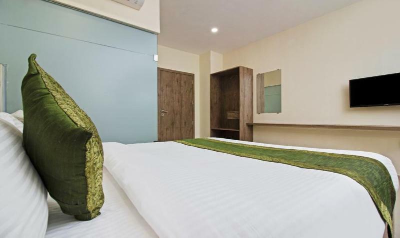 Ocean Suites Hotel Bombay Exterior foto