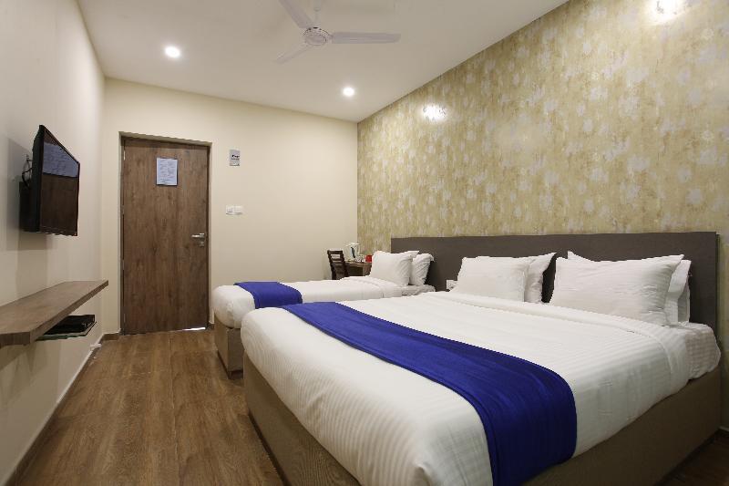Ocean Suites Hotel Bombay Exterior foto